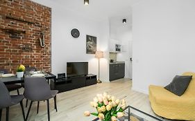 Apartments City Center Saint Wojciech By Renters